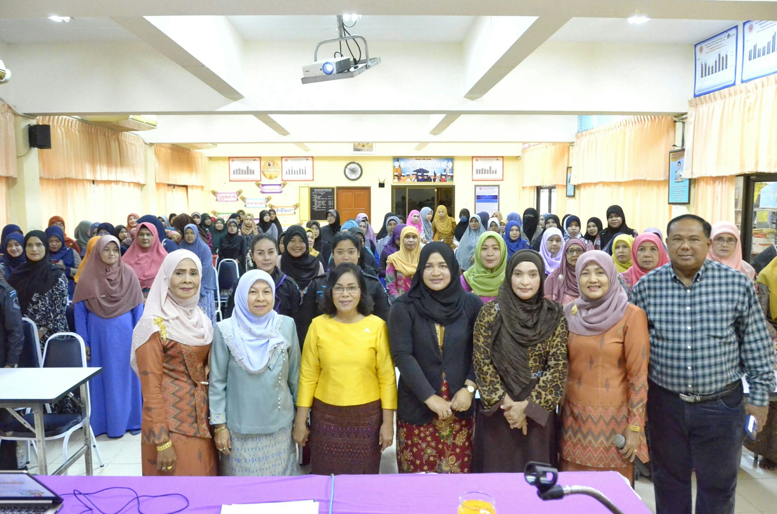 Memperkuat Perempuan untuk Perdamaian di Thailand Selatan